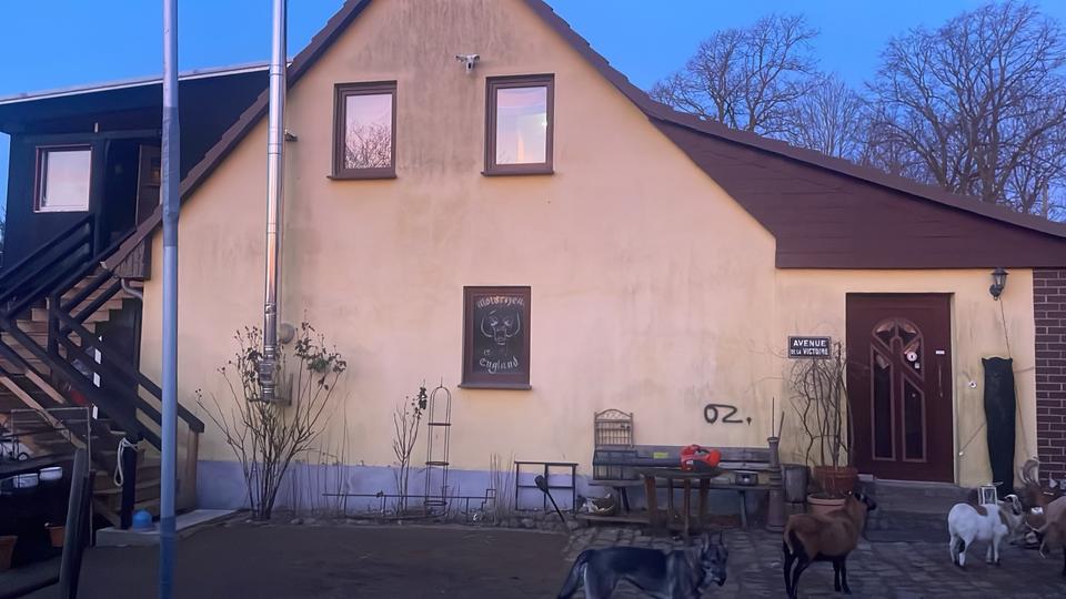 Einfamilienhaus Hamburg Bahrenfeld - 6 Zimmer, 160 m&sup2;, 600.000&euro; | Angebot:25633155