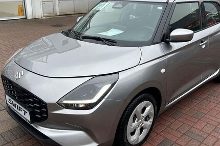 Suzuki Swift 7.829 km 15.990 &euro; Braak 22145