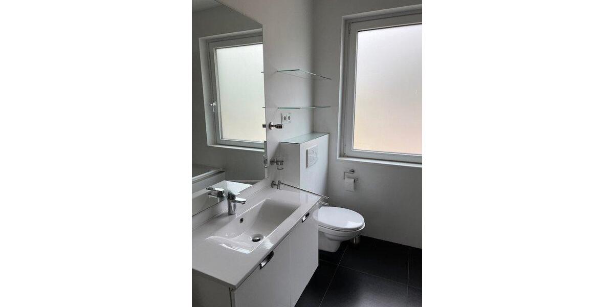 Erdgeschoßwohnung Hamburg Winterhude - 5 Zimmer, 165 m&sup2;, 3.900&euro; | Angebot:26662392