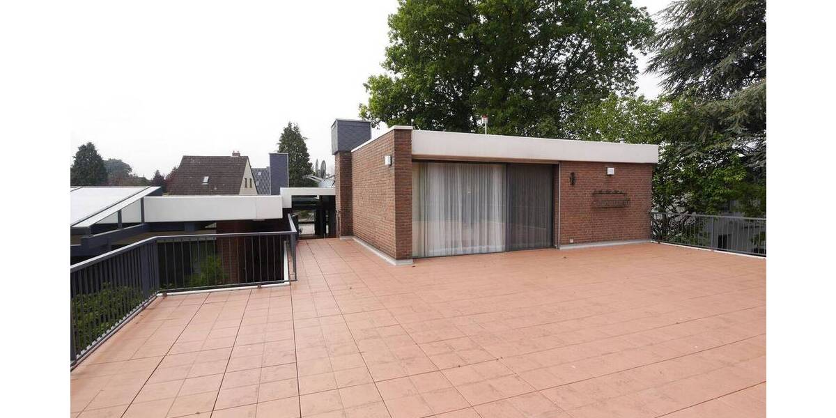 Bungalow Uetersen - 9 Zimmer, 400 m&sup2;, 1.090.000&euro; | Angebot:24111195