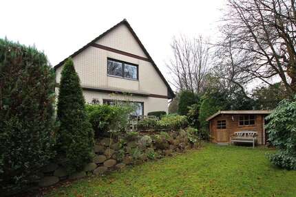 Haus zum Kaufen in Hamburg-Poppenbüttel 625.000 € 122.57 m² 5 zimmer