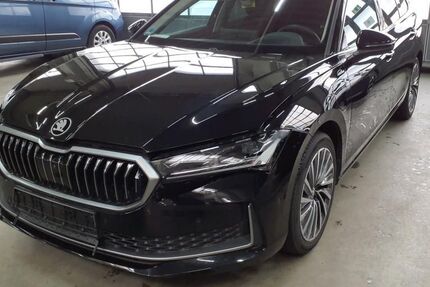 Skoda Superb 33.303 km 37.885 &euro; Uetersen bei Hamburg 25436