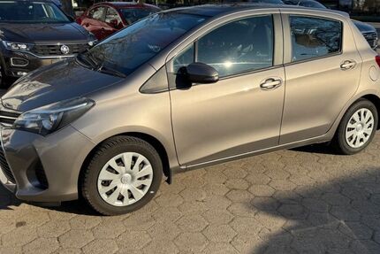 Toyota Yaris 150.000 km 7.500 &euro; Stelle 21435
