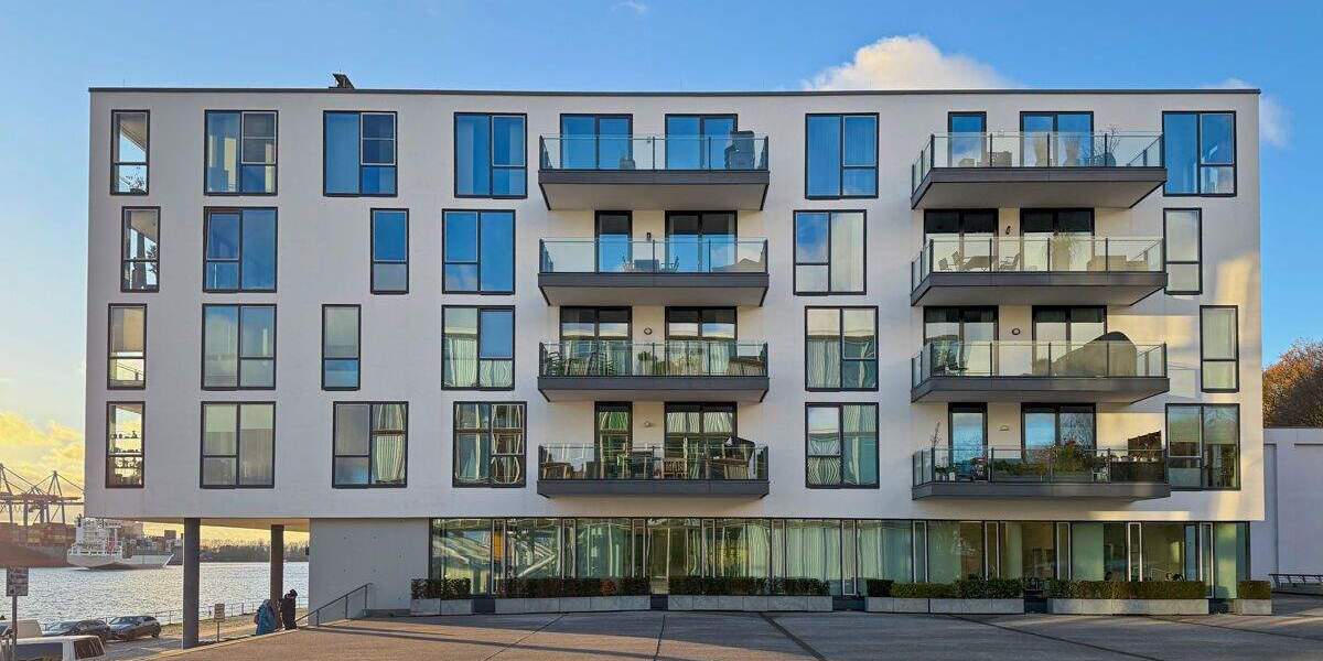 In erster Elbreihe von Ottensen - Vermietete Eigentumswohnung mit großem Balkon 4 zimmer