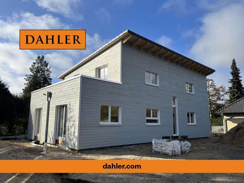 Haus zum Mieten in Hamburg Volksdorf 3.490 € 181 m²