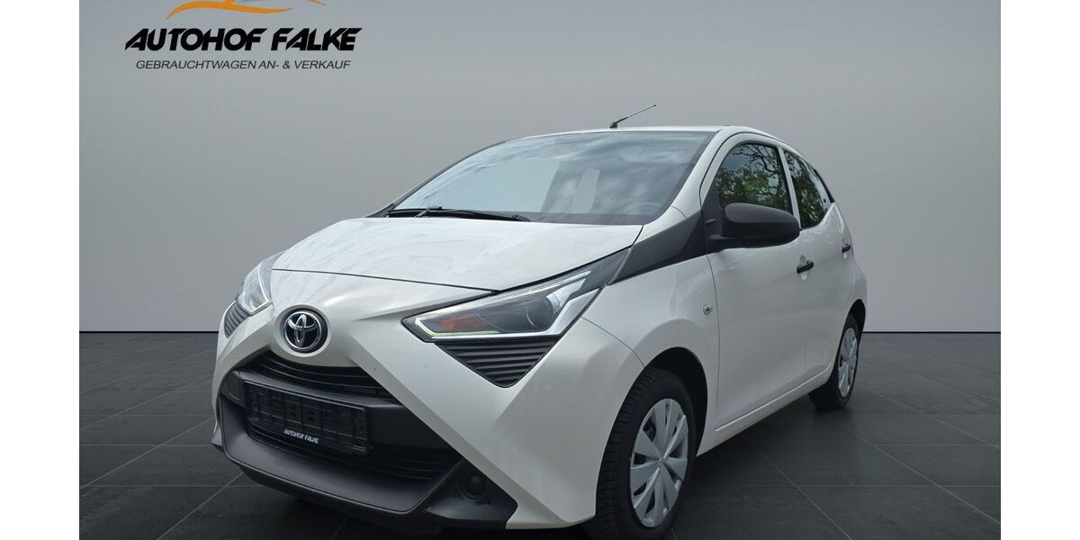 Toyota Aygo (X) 76.415 km 7.990 &euro; Jork 21635