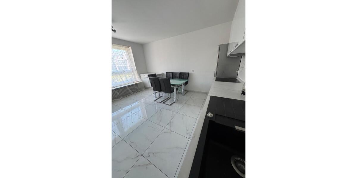 Etagenwohnung Hamburg Wandsbek - 2 Zimmer, 76 m&sup2;, 285.000&euro; | Angebot:27081505