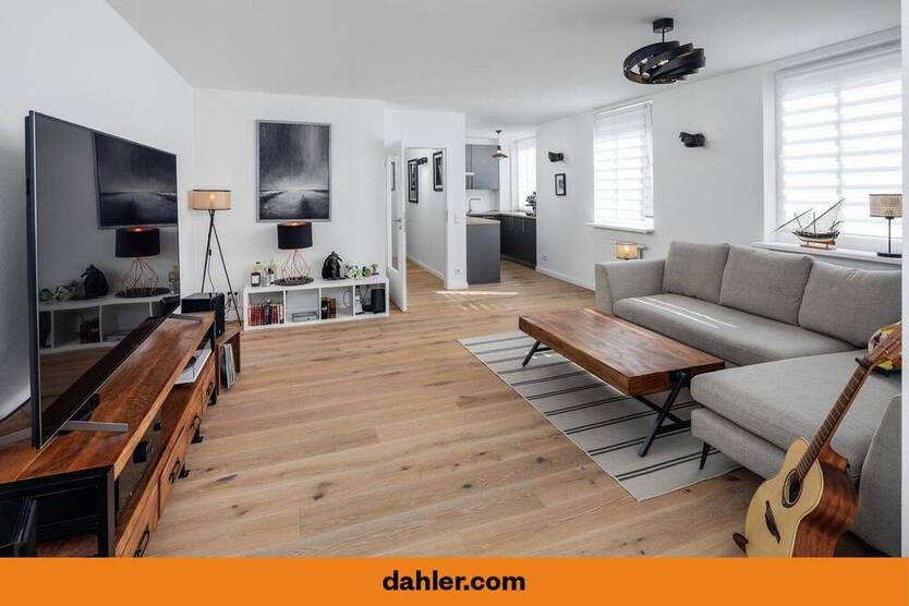 Modern, hell, gut gelegen - 2,5-Zimmer-Wohnung mit Blick ins Grüne