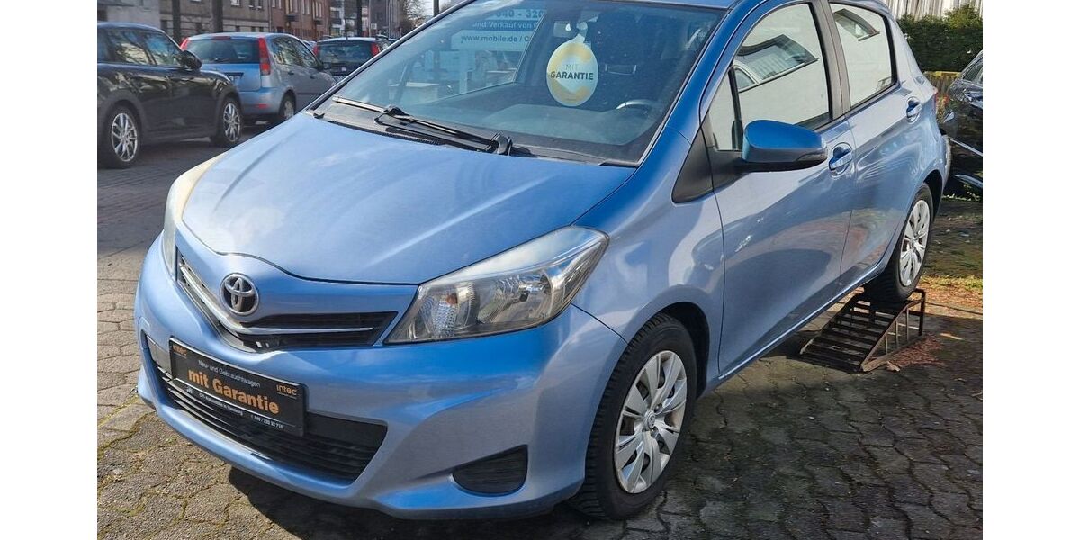 Toyota Yaris 100.000 km 8.990 &euro; Hamburg 21073