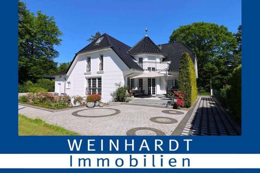 Haus zum Kaufen in Hamburg Poppenbüttel 1.849.000 € 284.49 m²