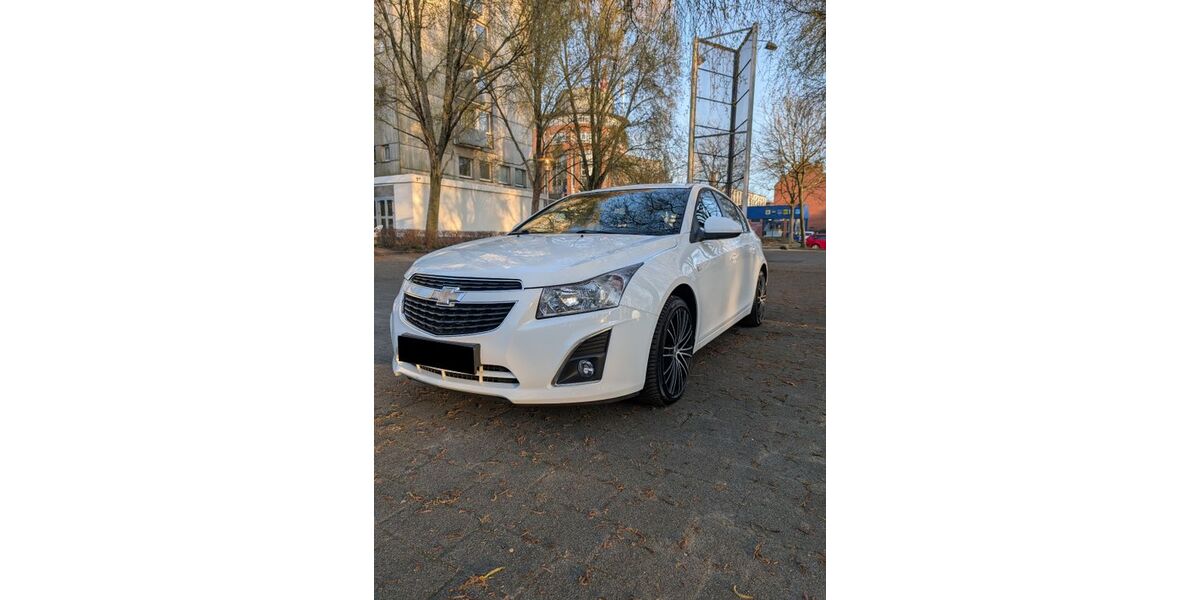 Chevrolet Cruze 83.874 km 5.900 &euro; Hamburg 22041