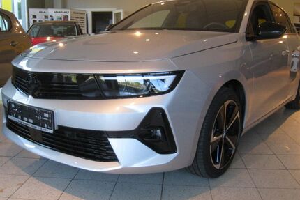 Opel Astra 13.158 km 22.290 € Barsbüttel 22885