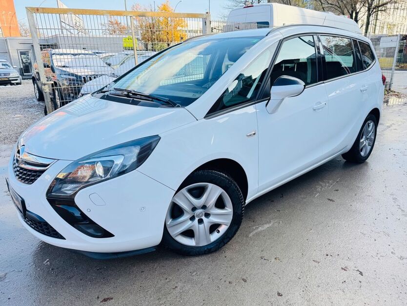 Opel Zafira 145.000 km 8.790 € Hamburg 20537