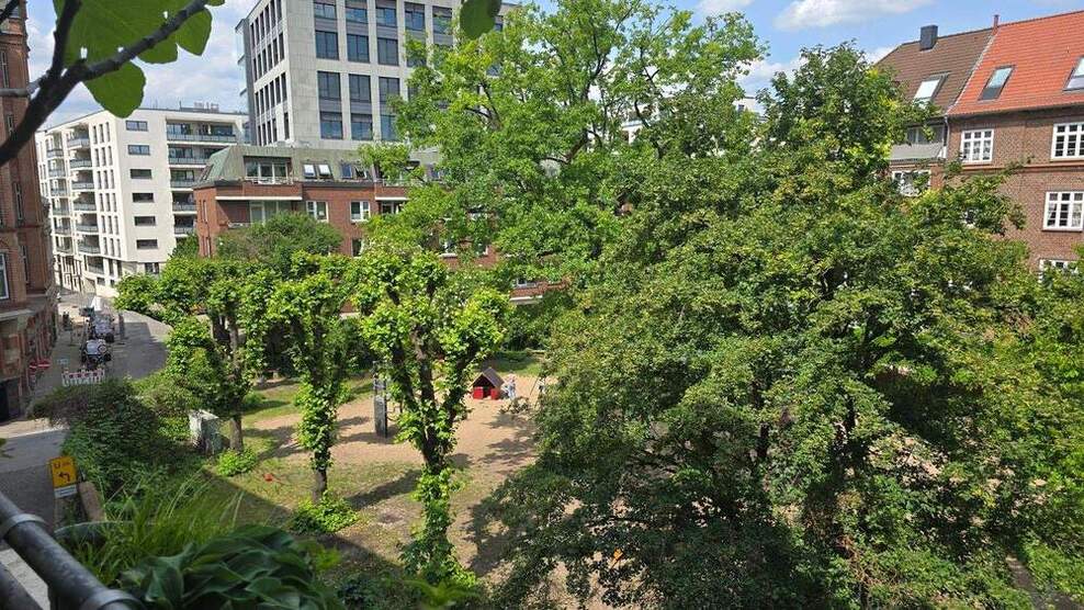 Schicke Altbauwohnung im Herzen von St. Georg 2 zimmer