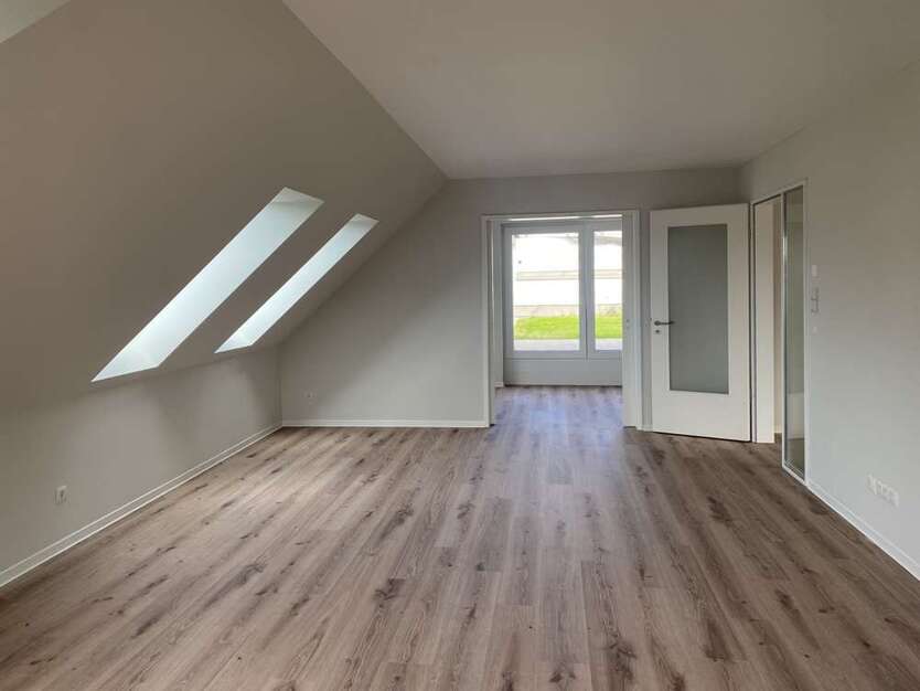 Wohnung zum Mieten in Hamburg Eimsbüttel 3.223,20 € 107.44 m²