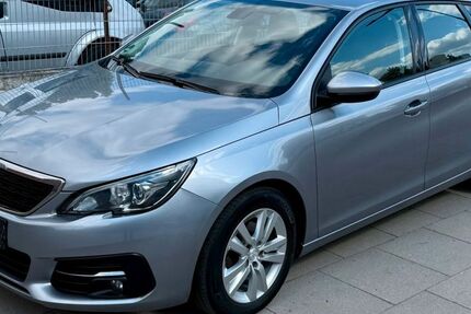 Peugeot 308 180.000 km 6.990 &euro; Hamburg 20097