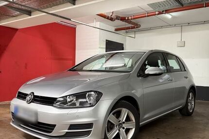 VW Golf 204.000 km 5.800 &euro; Hamburg 22119