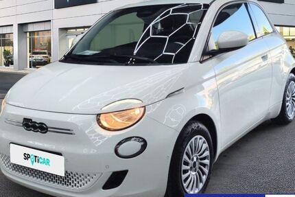 Fiat 500e 10.044 km 18.990 &euro; Hamburg 20537