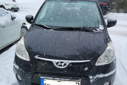 Hyundai i10 114.000 km 2.800 &euro; Hamburg 22045