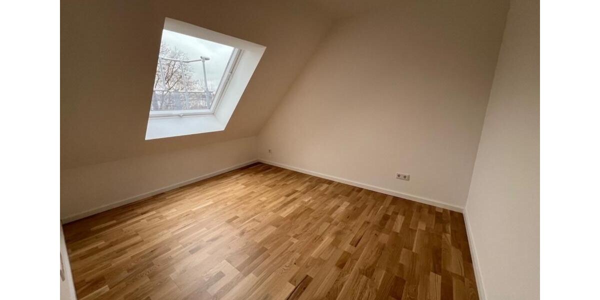Dachgeschoßwohnung Hamburg Harburg - 2 Zimmer, 43 m&sup2;, 946&euro; | Angebot:25599917