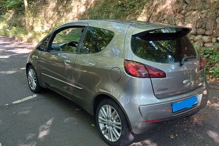 Mitsubishi Colt 135.000 km 1.800 &euro; Hamburg 22559