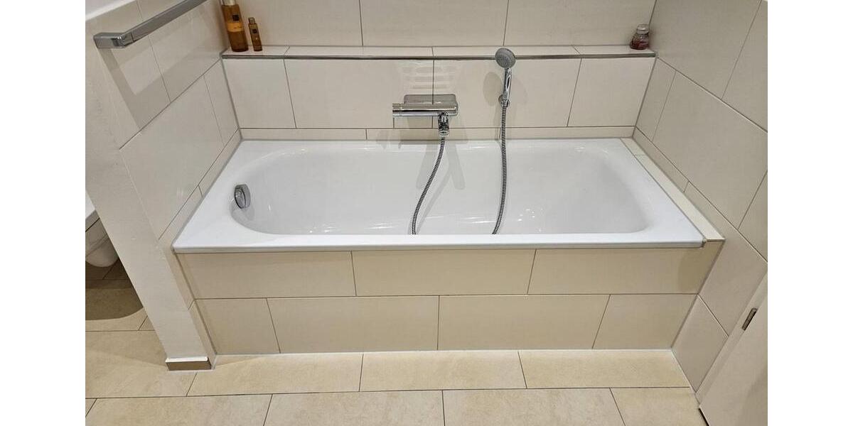 Etagenwohnung Hamburg Altstadt - 2 Zimmer, 79 m&sup2;, 1.000&euro; | Angebot:26211231
