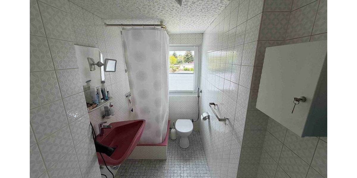 Mehrfamilienhaus, Wohnhaus Uetersen - 6 Zimmer, 140 m&sup2;, 349.000&euro; | Angebot:26798881