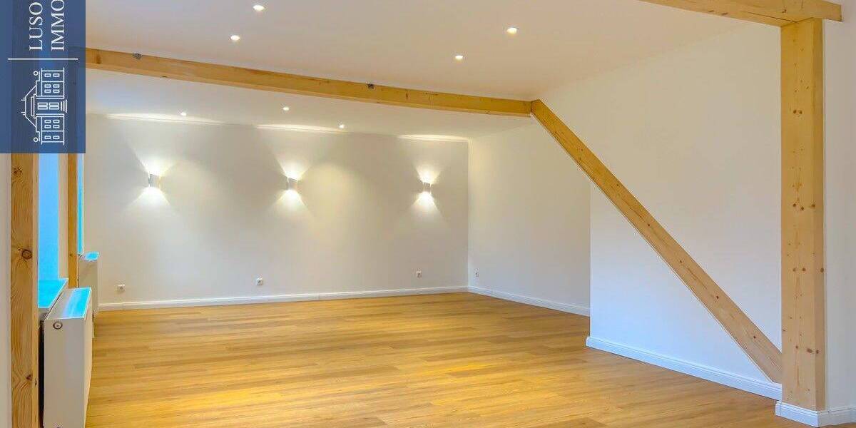 Einfamilienhaus Hamburg Eidelstedt - 3 Zimmer, 130 m&sup2;, 2.600&euro; | Angebot:26824857