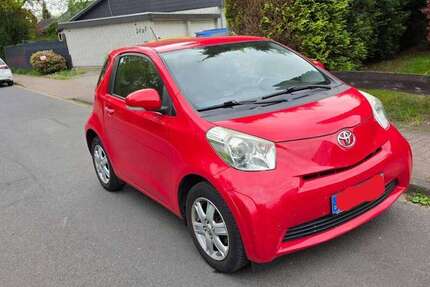 Toyota iQ 173.000 km 2.750 &euro; Hamburg, Freie und Hansestadt 21075