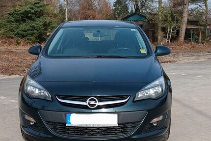 Opel Astra 227.844 km 5.100 &euro; Hamburg 21037