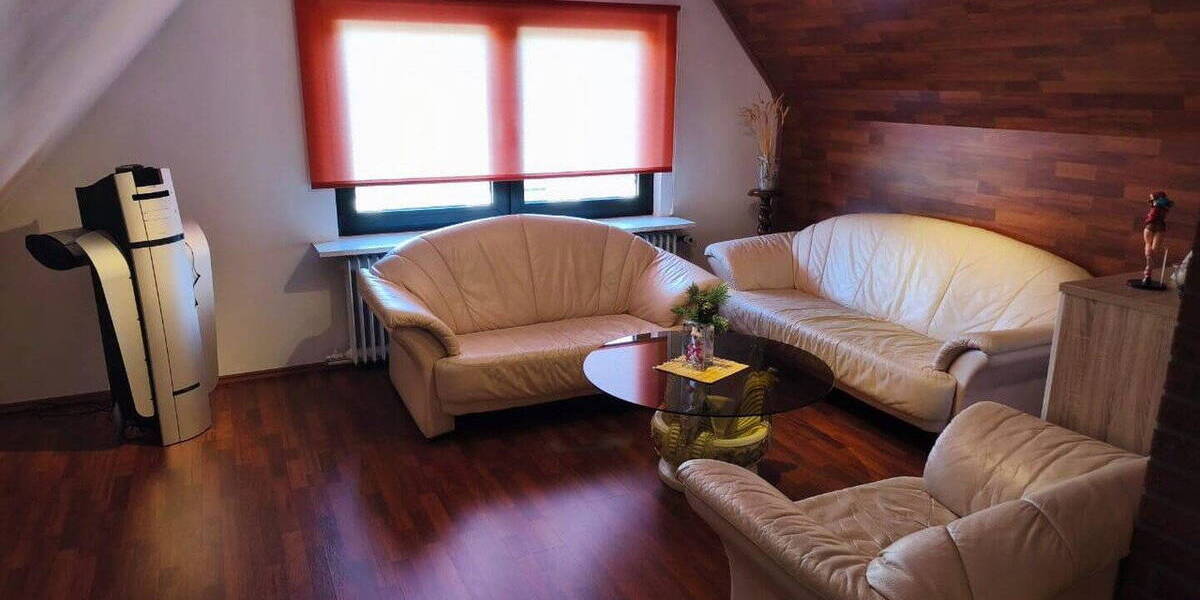 Einfamilienhaus Hamburg Langenhorn - 7 Zimmer, 200 m&sup2;, 650.000&euro; | Angebot:26882598