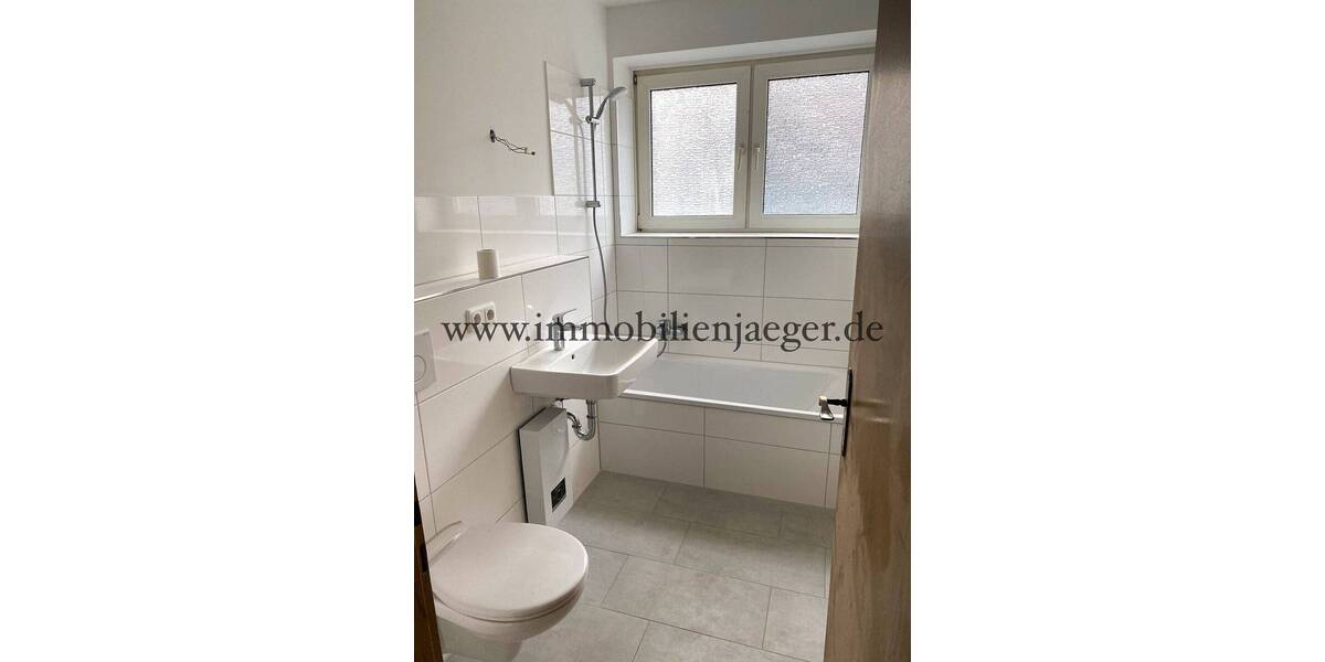 Etagenwohnung Hamburg Farmsen-Berne - 4 Zimmer, 85 m&sup2;, 1.220&euro; | Angebot:26572305