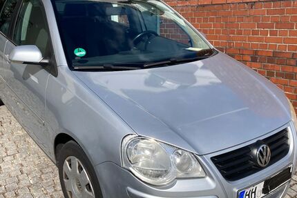 VW Polo 121.378 km 2.500 &euro; Hamburg 22587