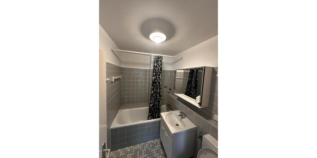 Etagenwohnung Pinneberg - 2 Zimmer, 55 m&sup2;, 180.000&euro; | Angebot:26961330