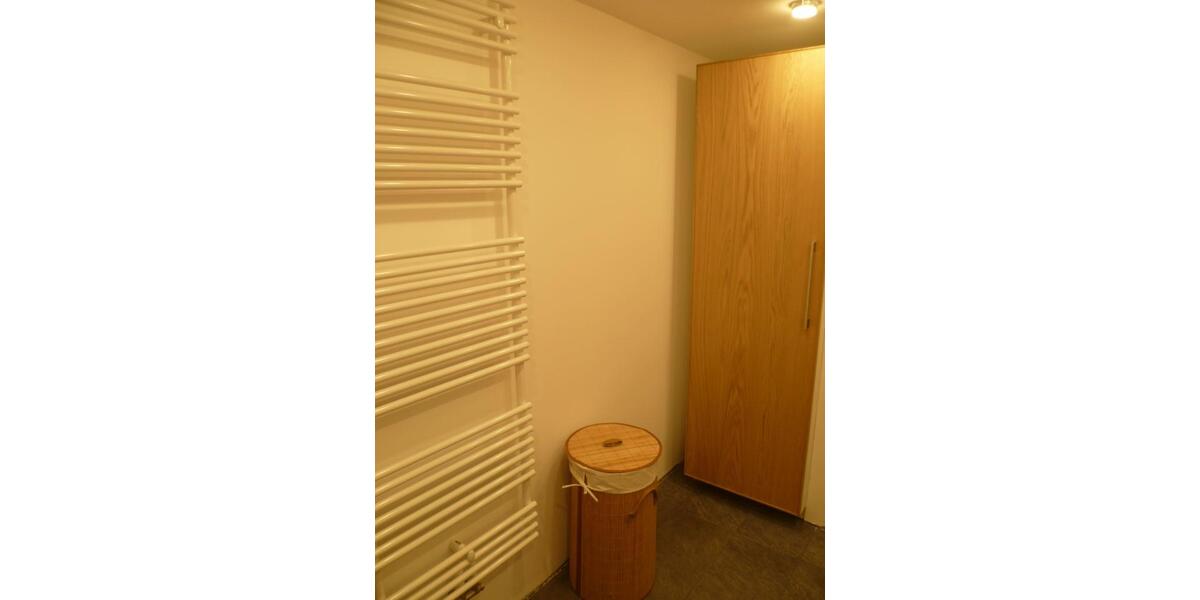 Dachgeschoßwohnung Hamburg Bahrenfeld - 2.5 Zimmer, 82 m&sup2;, 1.150&euro; | Angebot:26279207