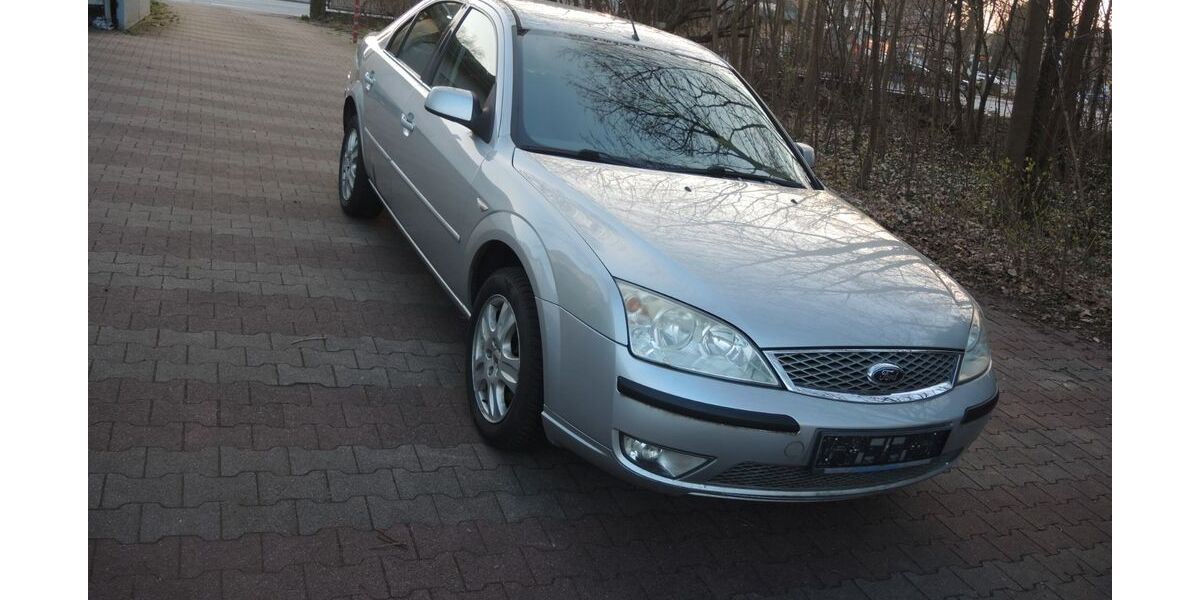 Ford Mondeo 144.000 km 2.850 &euro; Hamburg 22547