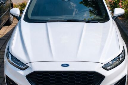 Ford Mondeo 124.200 km 17.090 &euro; Hamburg 21147