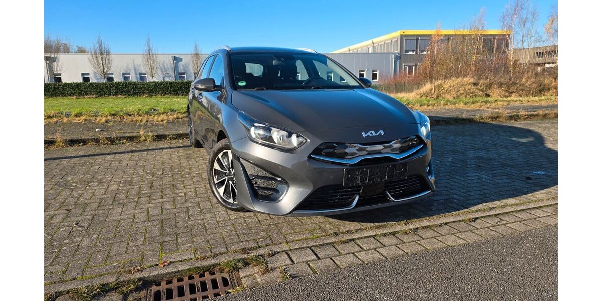 Kia ceed Sportswagon 112.000 km 15.990 &euro; Ahrensburg 22926