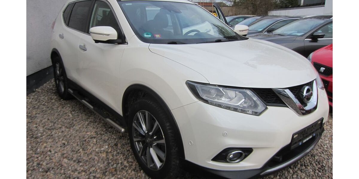 Nissan X-Trail 188.500 km 10.900 &euro; Hamburg 22147