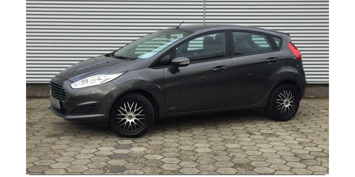 Ford Fiesta 107.360 km 8.990 € Hamburg 22393