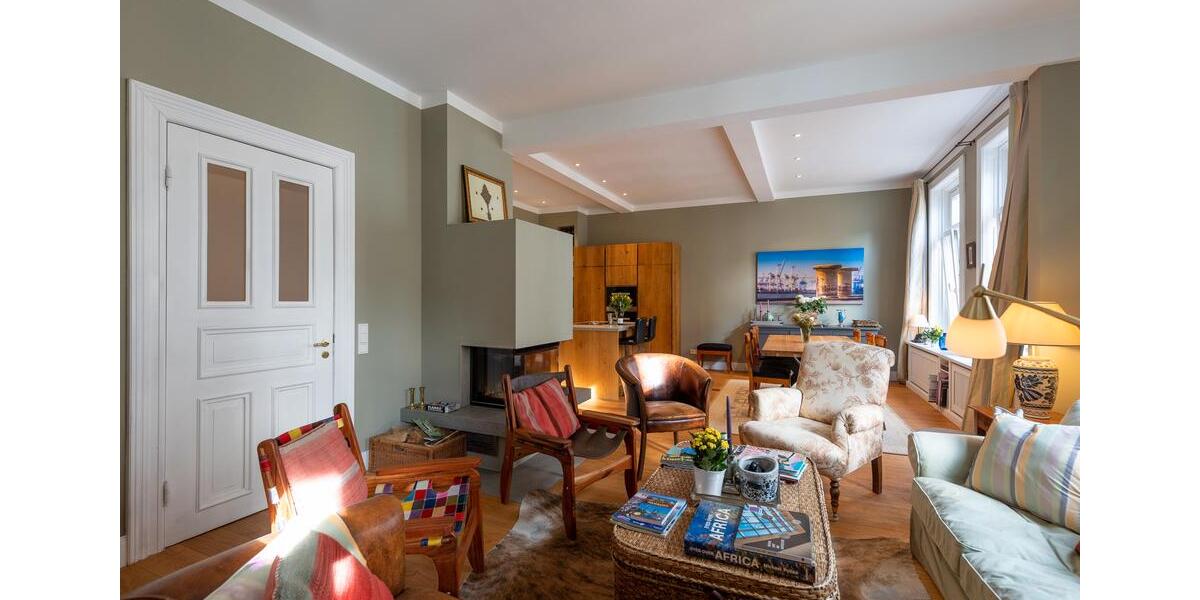 Etagenwohnung Hamburg Altstadt - 5 Zimmer, 151 m&sup2;, 4.250&euro; | Angebot:26267395