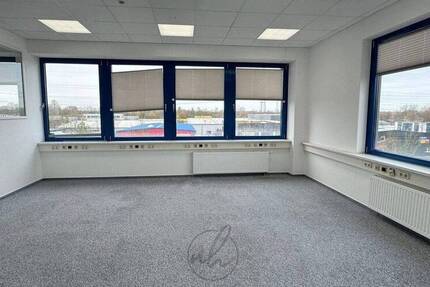 Gewerbeobjekt Hamburg Rahlstedt - 2 Zimmer, 70 m&sup2;, 910&euro; | Angebot:26862533