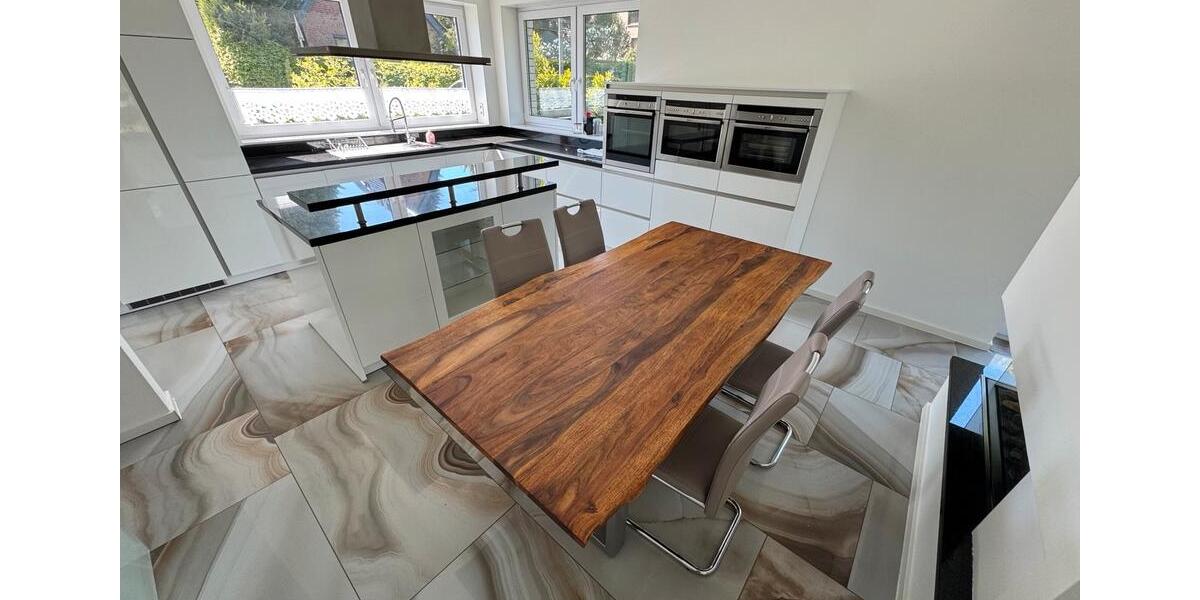 Maisonettenwohnung Hamburg Wandsbek - 5 Zimmer, 195 m&sup2;, 3.000&euro; | Angebot:25285587