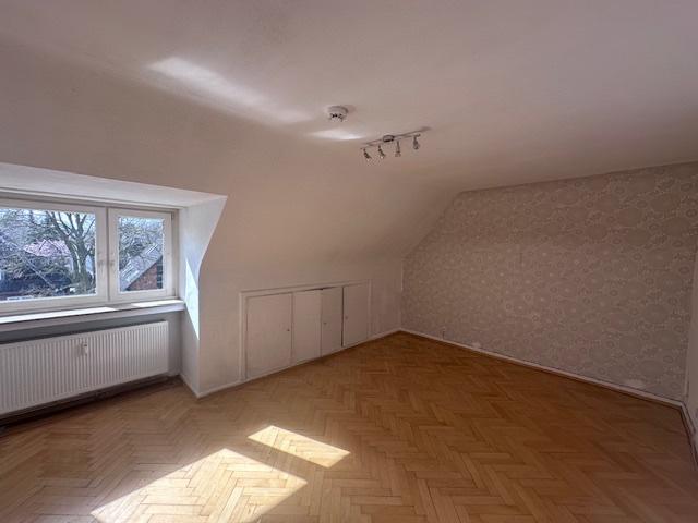 Dachgeschoßwohnung Stapelfeld - 3 Zimmer, 84 m&sup2;, 318.000&euro; | Angebot:26633505