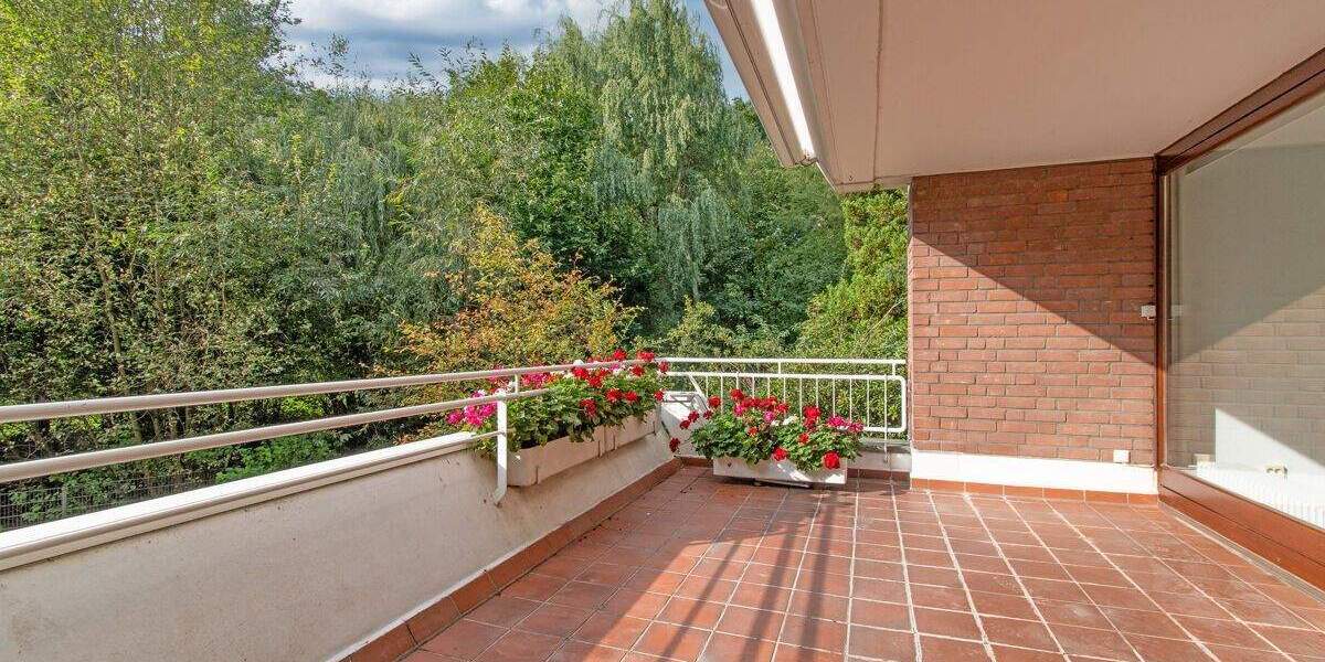 Etagenwohnung Hamburg Wandsbek - 3 Zimmer, 96 m&sup2;, 395.000&euro; | Angebot:25682014