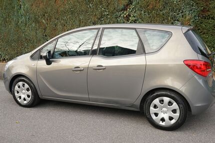 Opel Meriva 58.400 km 5.600 € Norderstedt 22850