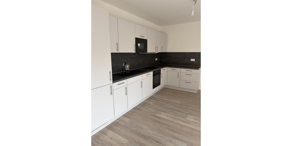 Erdgeschoßwohnung Brackel - 3 Zimmer, 88 m&sup2;, 1.360&euro; | Angebot:23767351
