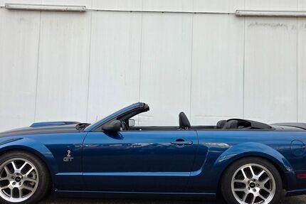 Ford Mustang 128.000 km 17.900 &euro; Hamburg 22419