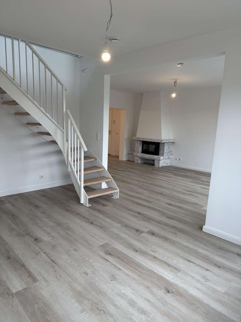 Wohnung zum Mieten in Rellingen 1.880 € 140 m² 4.5 zimmer