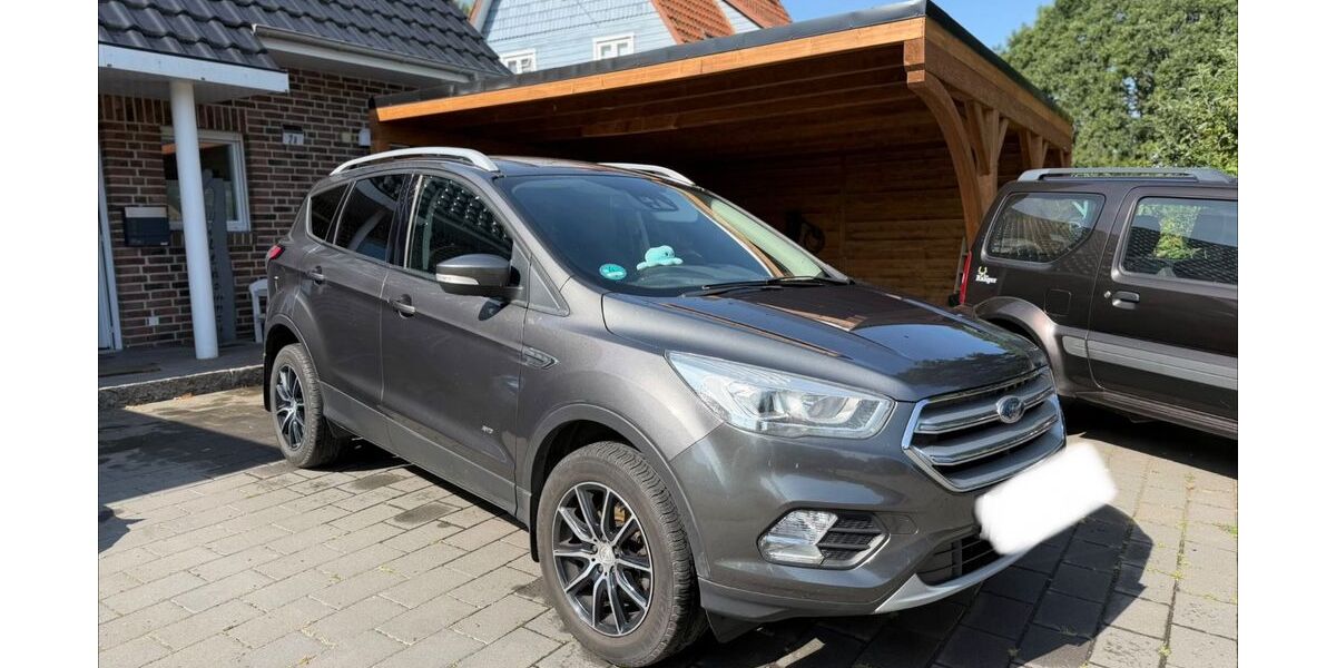 Ford Kuga 99.600 km 14.300 &euro; Bliedersdorf 21640